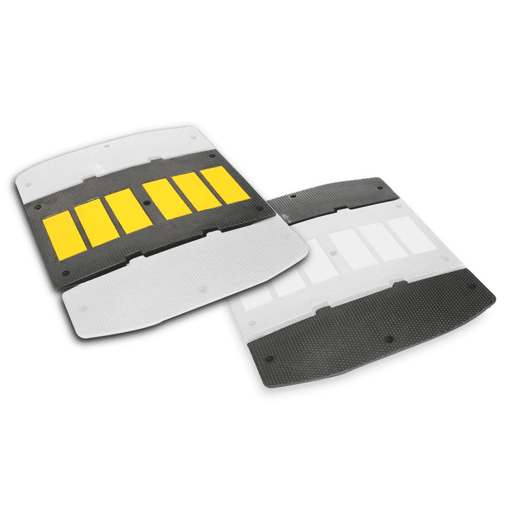 Traffic calming speed hump - middle section