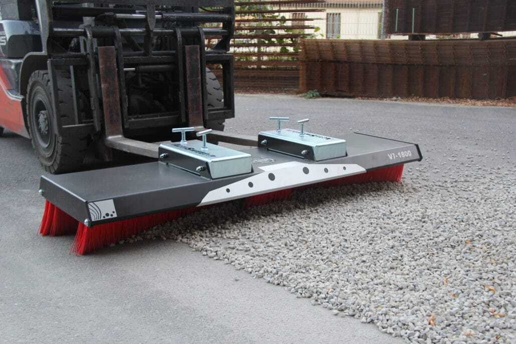 Heavy Duty Forklift Broom ActiSweep V7-1800’